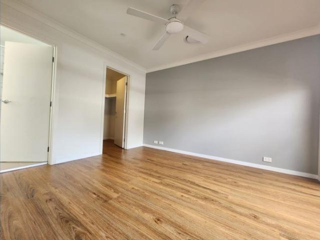 Townhouse for rent in Sydney, New South Wales