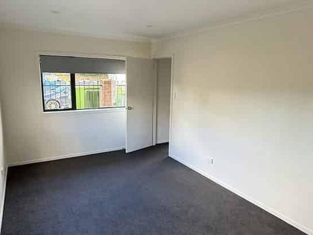 House for rent in Oratia, Oroua County