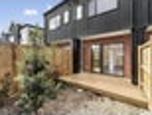 Townhouse for sale in Richmond Quarry, Maungakiekie-Tāmaki