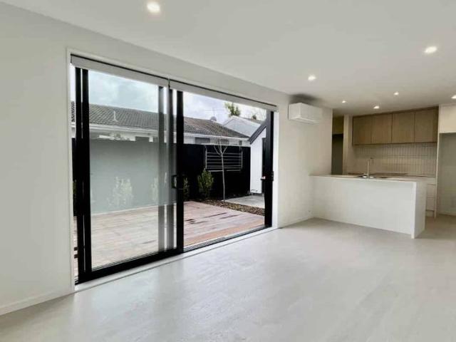 Apartment for rent in Heathcote, Canterbury