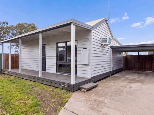 Apartment for sale in Seymour, Victoria