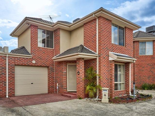 Townhouse for rent in Noble Park, Melbourne