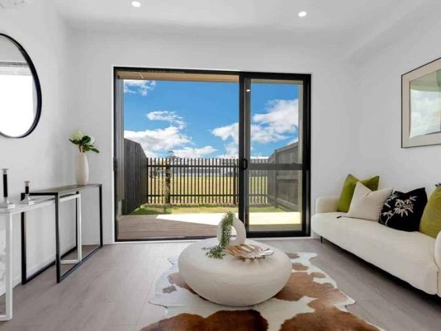 Townhouse for rent in Manurewa
