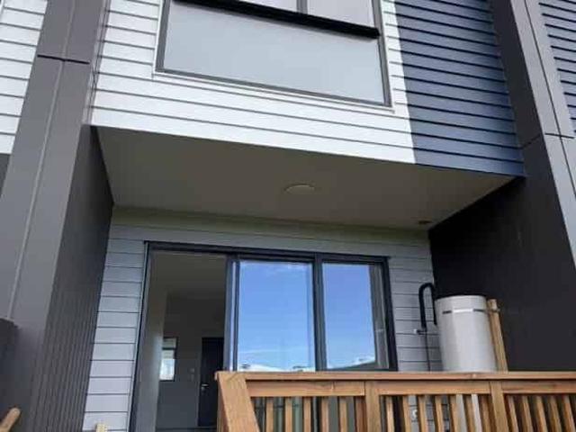 Townhouse for rent in Manurewa