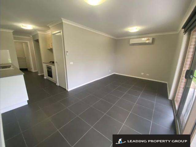 Townhouse for rent in Springdale Heights, Albury