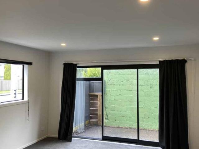 Townhouse for rent in Pauatahanui, Wellington