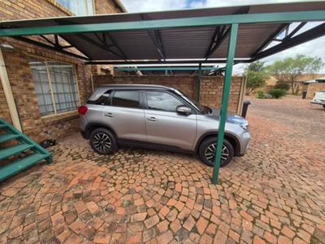 Townhouse for sale in Waterkloof, Gauteng