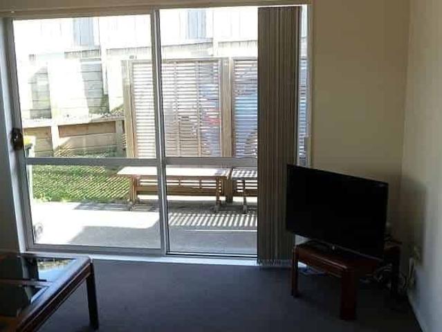 Townhouse for rent in Manurewa