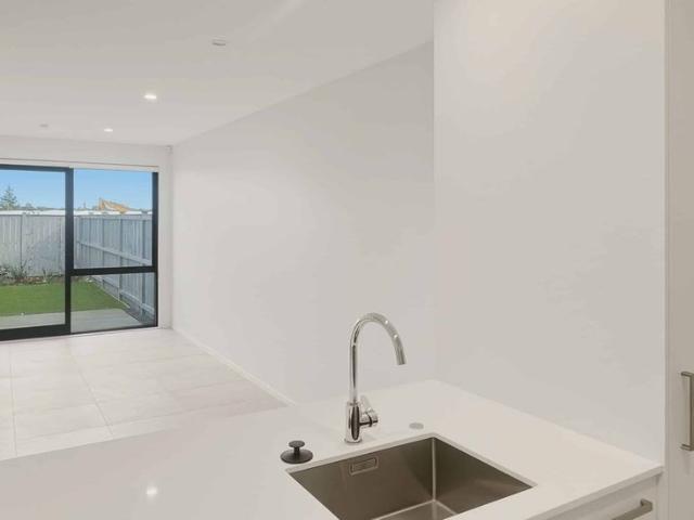 Townhouse for rent in Papakura