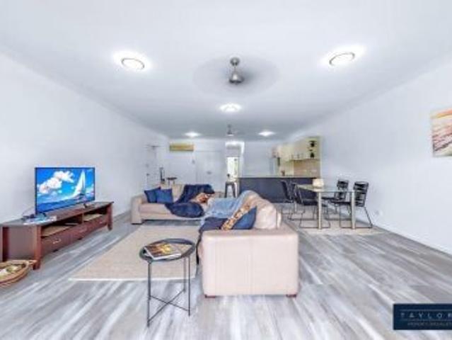 Townhouse for rent in Cannonvale