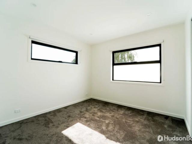 Townhouse for rent in Camerons Creek, Victoria