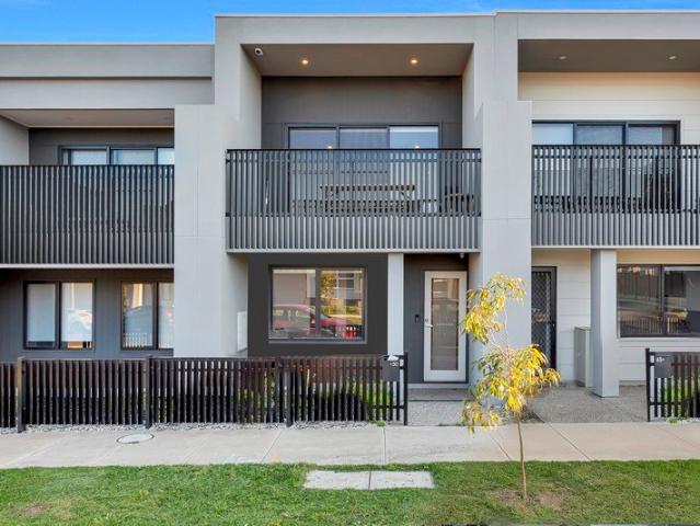 Townhouse for rent in Camerons Creek, Victoria