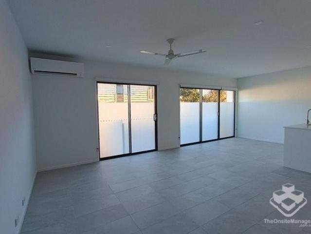 Townhouse for rent in Toombul, Queensland