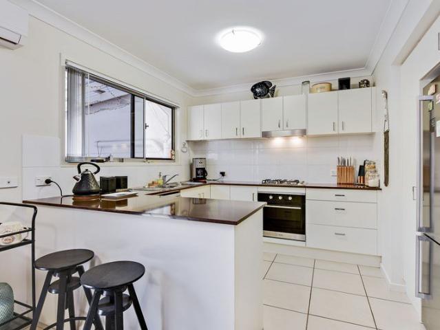 Townhouse for rent in Toombul, Queensland