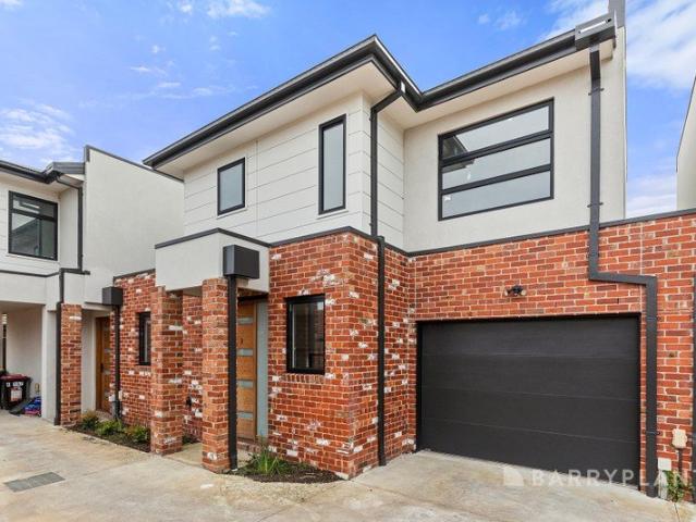 Townhouse for sale in Camerons Creek, Victoria