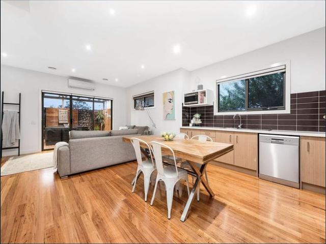 Townhouse for rent in Camerons Creek, Victoria