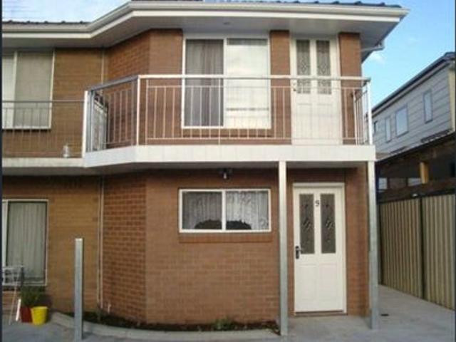 Townhouse for rent in Camerons Creek, Victoria