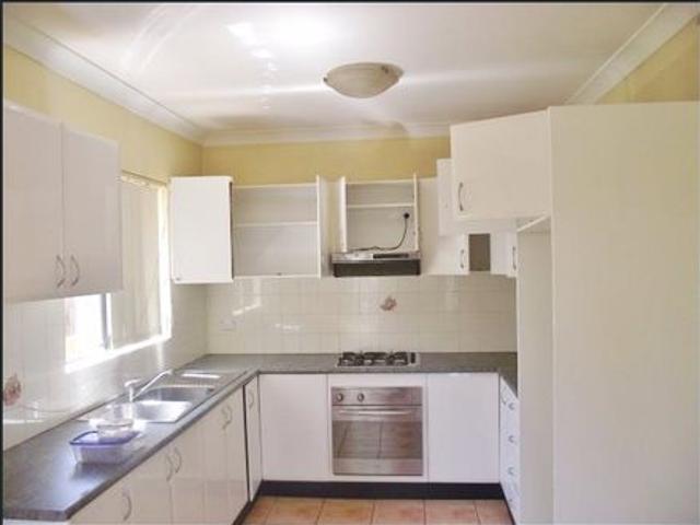 Townhouse for rent in Sydney, New South Wales