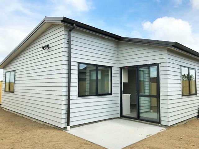 Apartment for rent in Awhitu