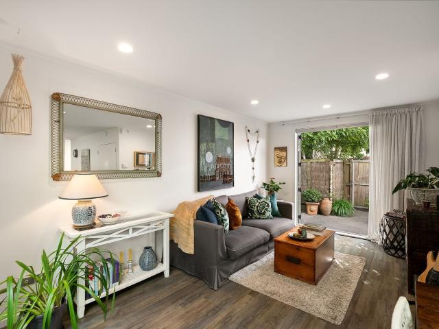Apartment for rent in Saint Lukes, Albert-Eden