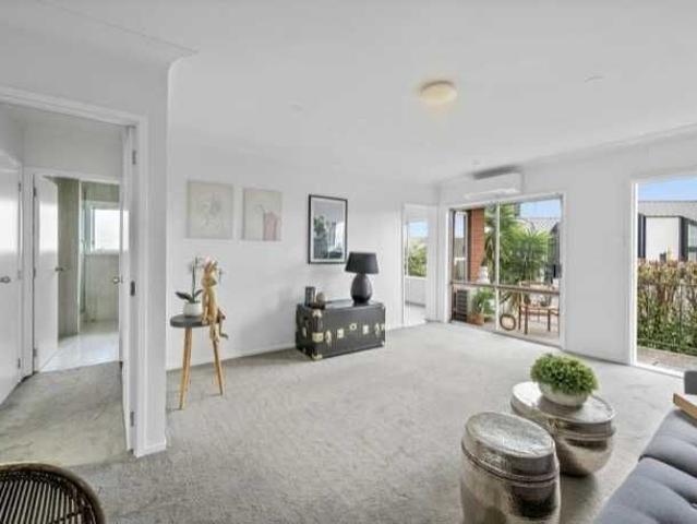 Apartment for rent in Meadowbank, Ōrākei
