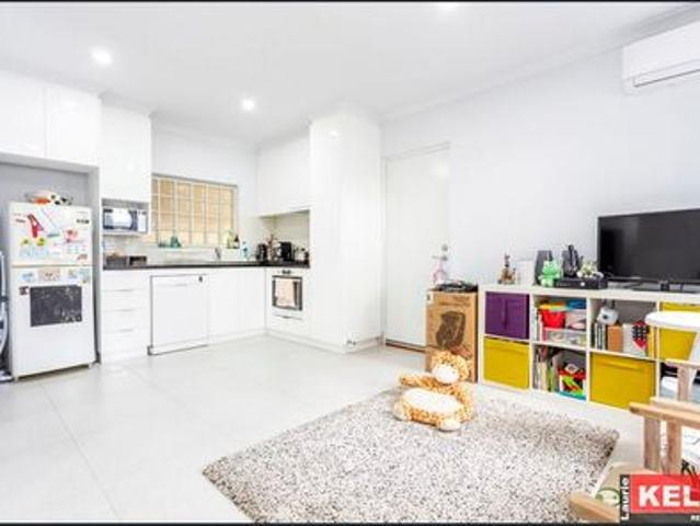 Apartment for rent in Cloverdale, Western Australia