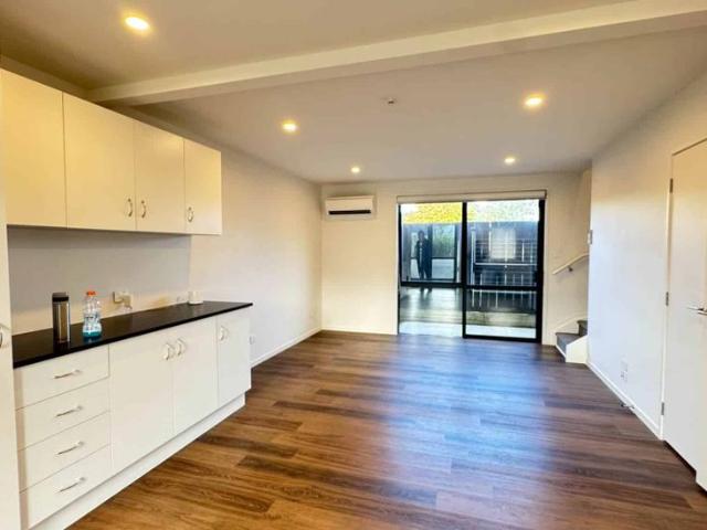 House for rent in Owhata