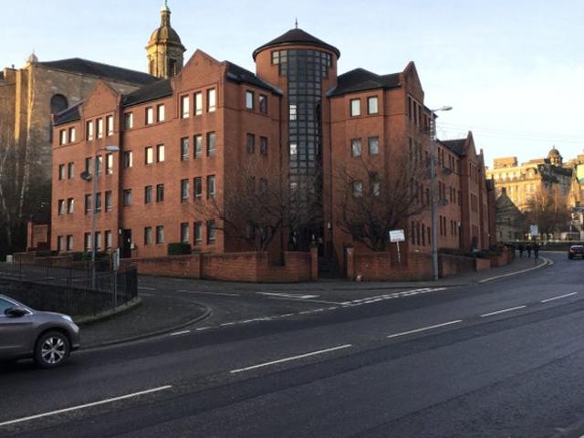 Apartment for rent in Calton, Scotland