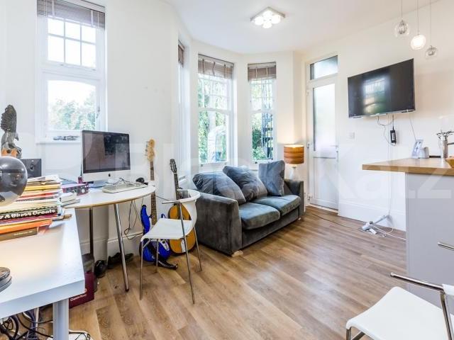 Apartment for rent in Cat Hill, Isle Of Man