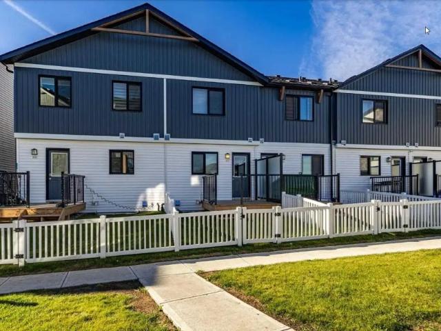 Townhouse for rent in Secord, Edmonton