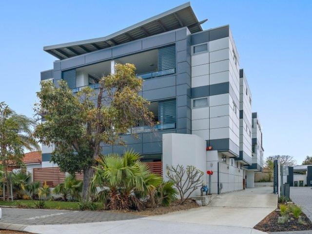Apartment for sale in Innaloo, City of Stirling