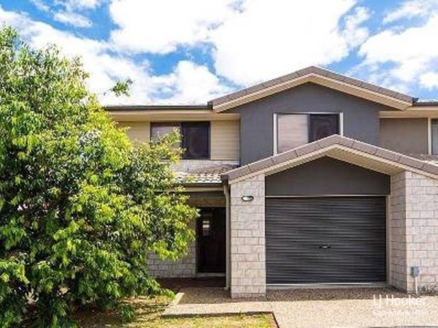 Townhouse for rent in Charnwood Rise, Greater Brisbane