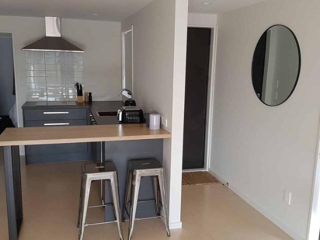 Townhouse for rent in Edgeware, Canterbury