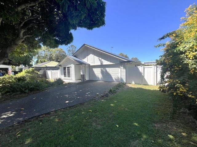 House for sale in Moore Park Beach, Queensland