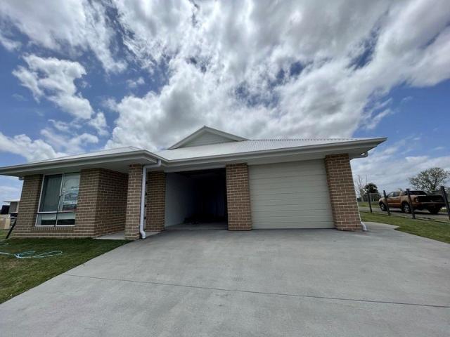 Duplex for rent in Bom Bom, New South Wales