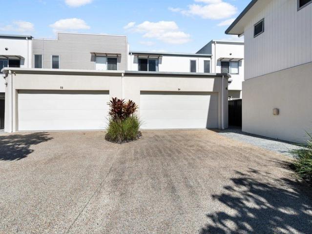 Townhouse for rent in Toombul, Queensland
