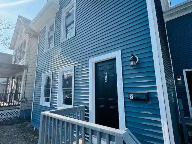 Condo for rent in Millville