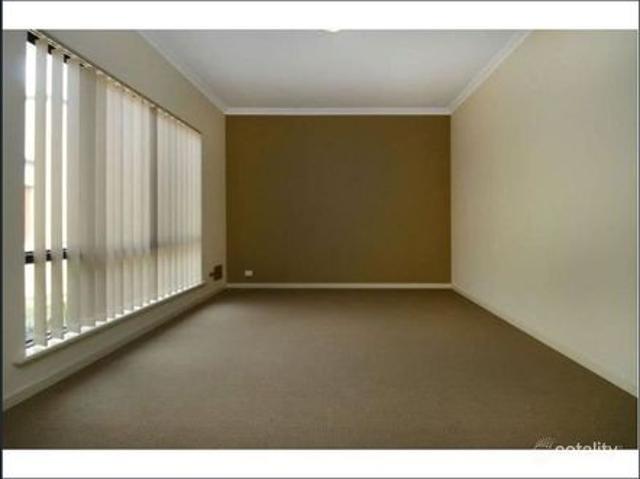 Townhouse for rent in Rivervale, Western Australia