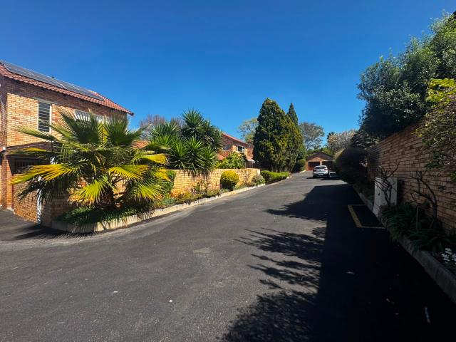 Apartment for rent in Sundowner, Randburg
