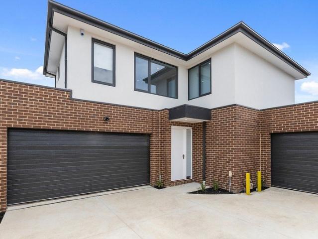 Townhouse for rent in Camerons Creek, Victoria