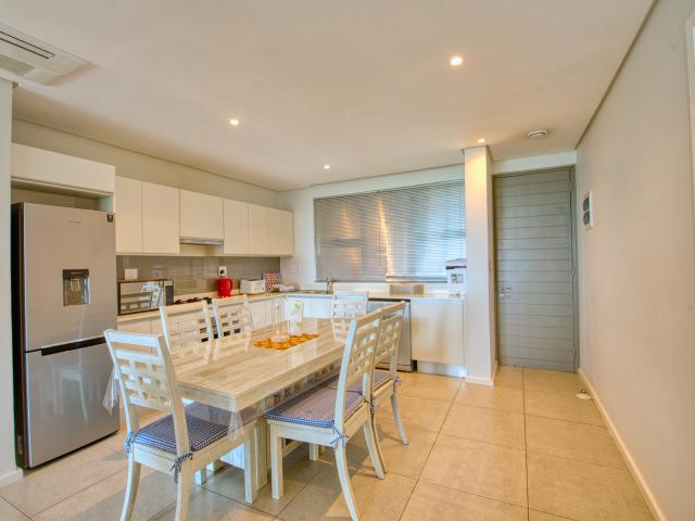 Apartment for rent in Westridge, Umhlanga Rocks