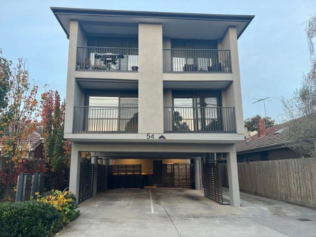 Apartment for rent in St Kilda East, Melbourne