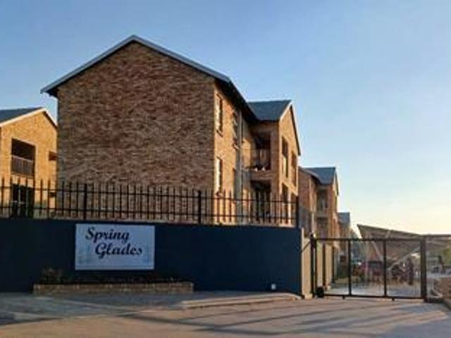 Apartment for sale in Nooitgedacht, Gauteng