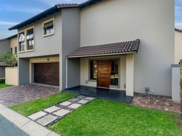 House for rent in Broadacres AH, City of Johannesburg Metropolitan Municipality
