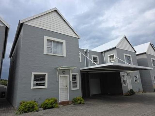 Townhouse for sale in Randburg, Gauteng