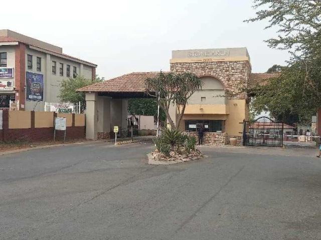Townhouse for sale in Ekurhuleni, Gauteng