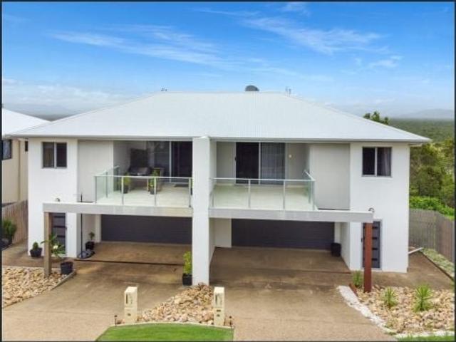 Apartment for rent in Bushland Beach, Queensland
