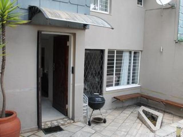 Townhouse for sale in Vosloorus, Gauteng
