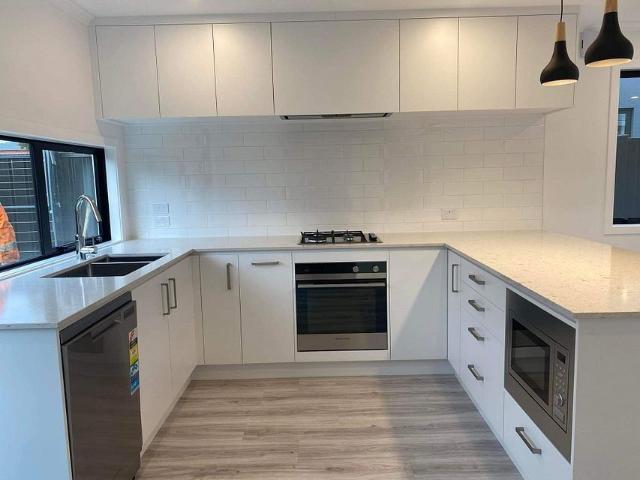 Townhouse for rent in Pauatahanui, Wellington