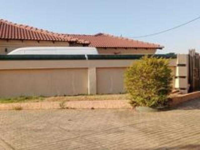 House for sale in Ekurhuleni, Gauteng